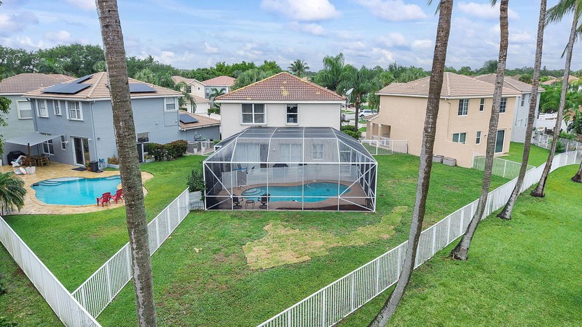 Set on a quiet cul-de-sac, this 4-bedroom, 2-bath home offers - photo 4