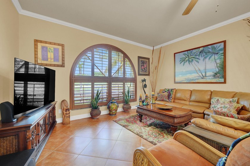 Discover this beautifully maintained 3 bedroom, 2.5 bathroom - photo 19