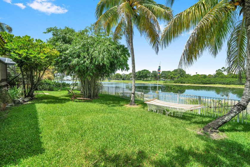 Discover this beautifully maintained 3 bedroom, 2.5 bathroom - photo 39