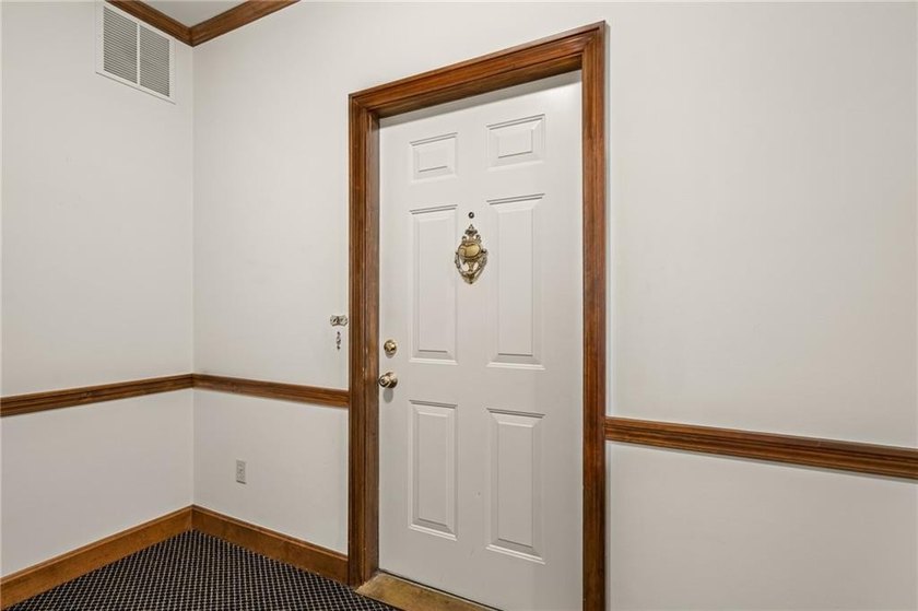 The best opportunity in Prairie Village condominium living! This - photo 6