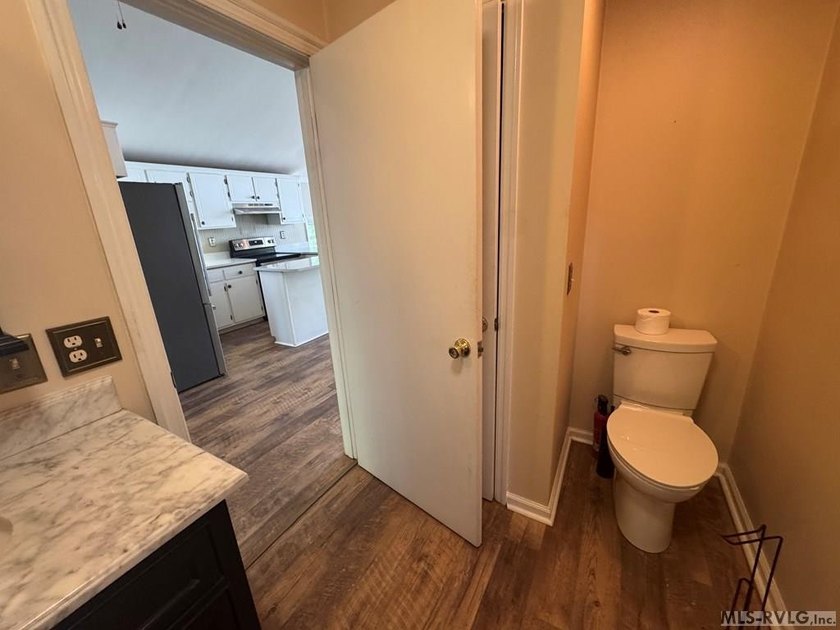 Location does matter! What a VIEW! This desirable POINT LOT - photo 46
