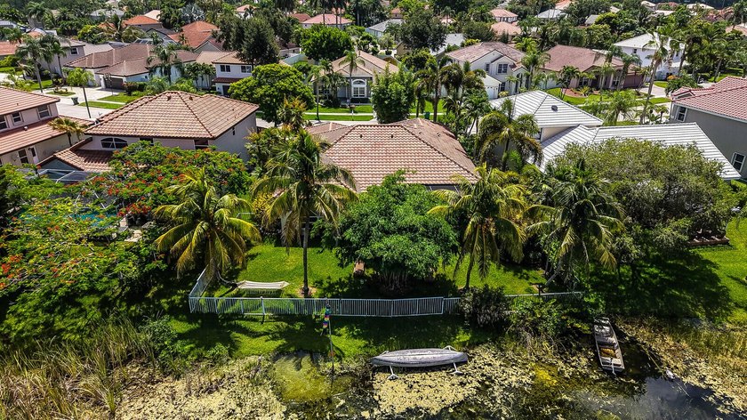 Discover this beautifully maintained 3 bedroom, 2.5 bathroom - photo 47