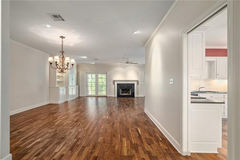 The best opportunity in Prairie Village condominium living! This - photo 8