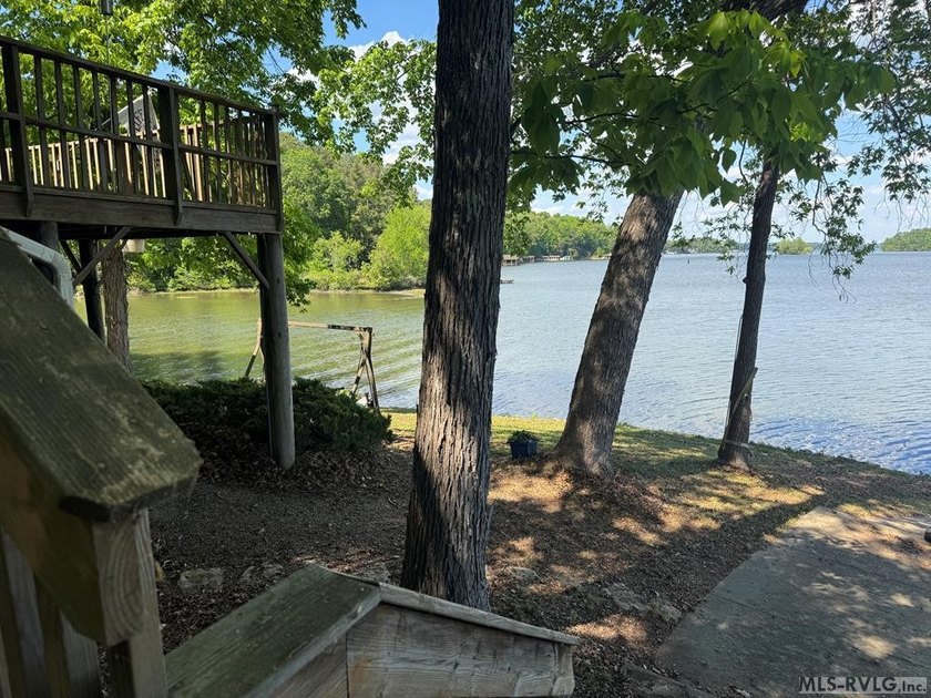 Location does matter! What a VIEW! This desirable POINT LOT - photo 56