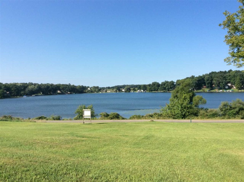 6640 W Orland Rd Lime Lake, Angola, IN 46703, 1096366