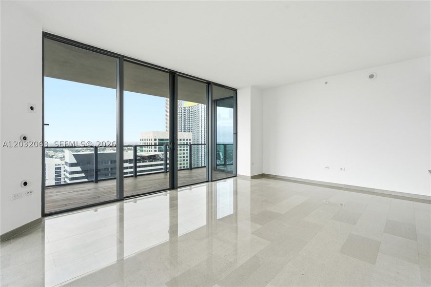 Welcome to the absolute best deal for a luxury 3bed/3.5bath - photo 11