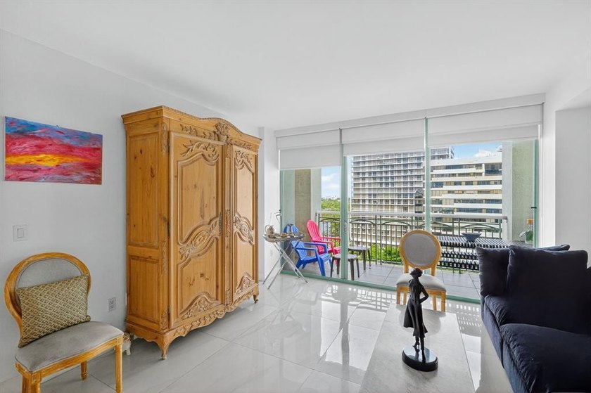 Fabulous 12th floor 1 bedroom 1.5 bath unit at Ritz-Carlton - photo 13