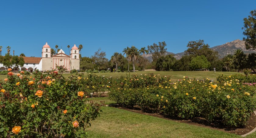 Designed in the spirit of Santa Barbara's Spanish Colonial - photo 28