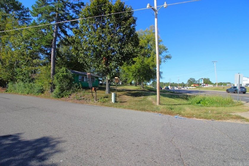 PRIME COMMERCIAL PROPERTY located just over the 70W bridge - photo 33