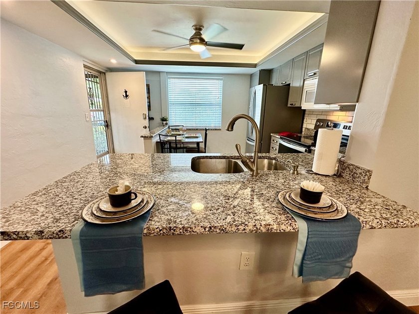 Looking for that fresh vibrant *move-in ready* energy? A RARE - photo 4