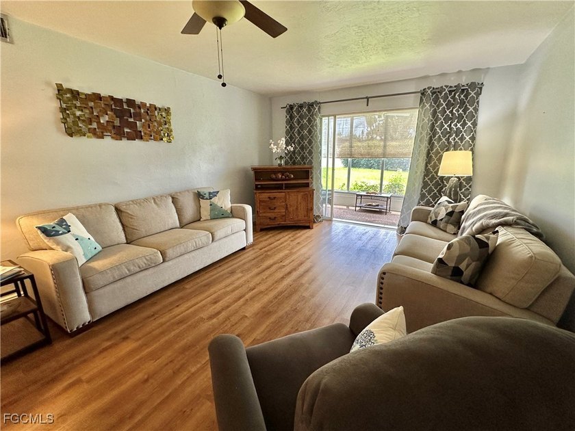 Looking for that fresh vibrant *move-in ready* energy? A RARE - photo 9