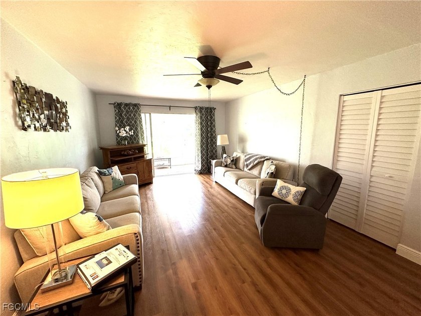 Looking for that fresh vibrant *move-in ready* energy? A RARE - photo 10