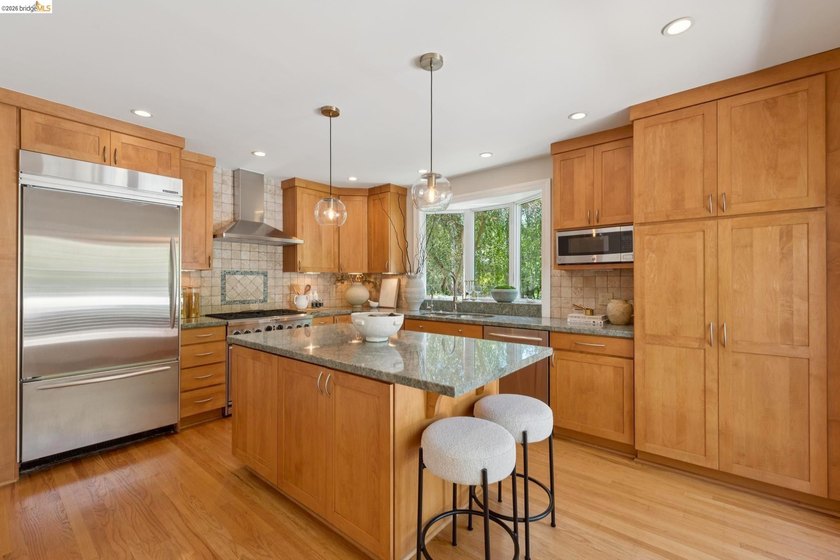 New listing. Exceptional Upper Oakmore Traditional with timeless - photo 20