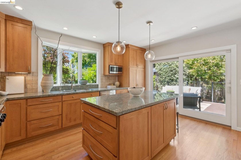 New listing. Exceptional Upper Oakmore Traditional with timeless - photo 22
