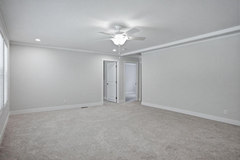 Brand new construction on nearly half an acre in Spring City - photo 11