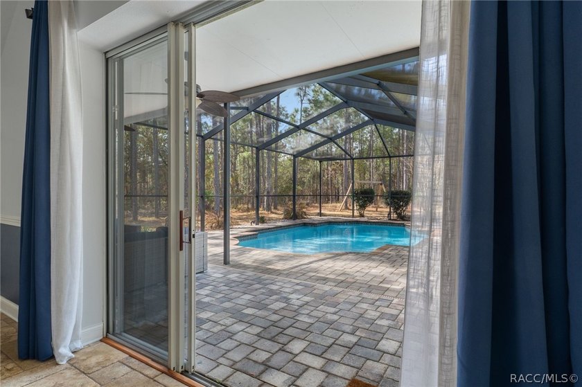 Experience refined Florida living in Homosassa with this - photo 25