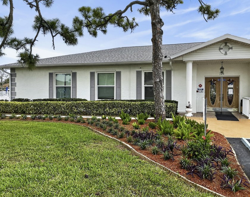 Welcome to this beautifully maintained villa in the desirable - photo 29