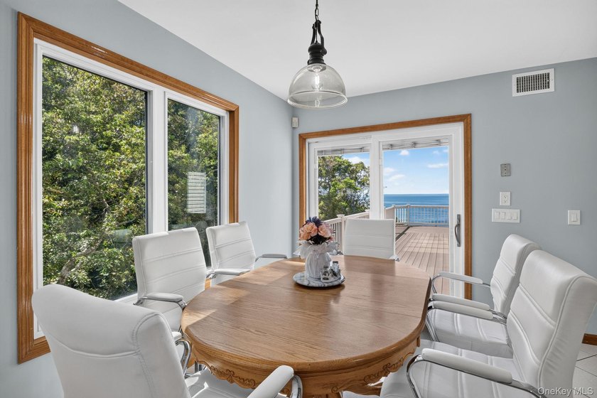Panoramic views of the Long Island Sound, breathtaking sunsets - photo 6