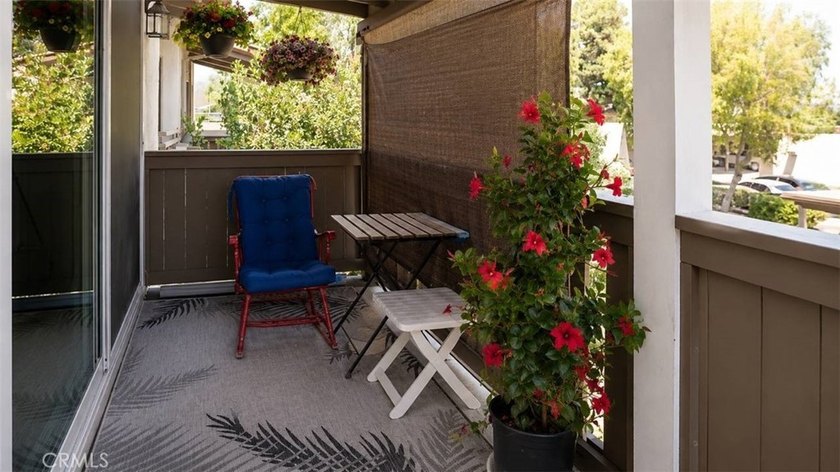 Welcome to Monterey Villas, located in the heart of Orange - photo 9