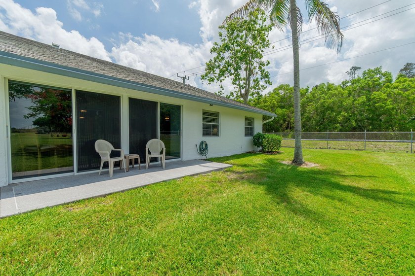 Welcome to this beautifully updated, fully furnished, turn-key - photo 28