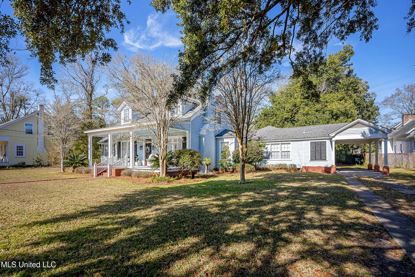 Looking for that Historical Beautiful Victorian Home on large - photo 2