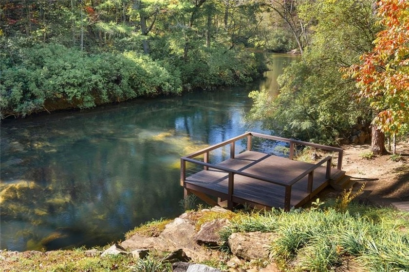 7.59 Acre Chattahoochee Riverfront Estate with Fully Renovated - photo 2