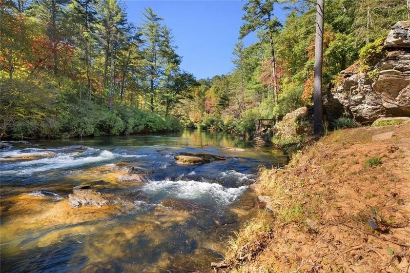 7.59 Acre Chattahoochee Riverfront Estate with Fully Renovated - photo 3