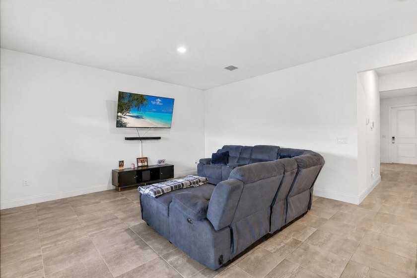 Welcome to this beautifully maintained one-story home in - photo 10