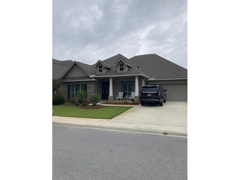 Priced to sell. Spacious 5-bedroom, 3 bath 1 story home, enter - photo 43