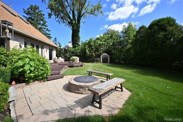 Welcome to this landmark stone home, situated on a large corner - photo 34