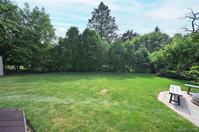 Welcome to this landmark stone home, situated on a large corner - photo 38