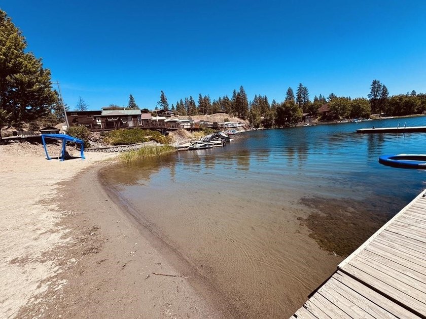Escape to lakeside living at Klink's Resort on Williams Lake - photo 3