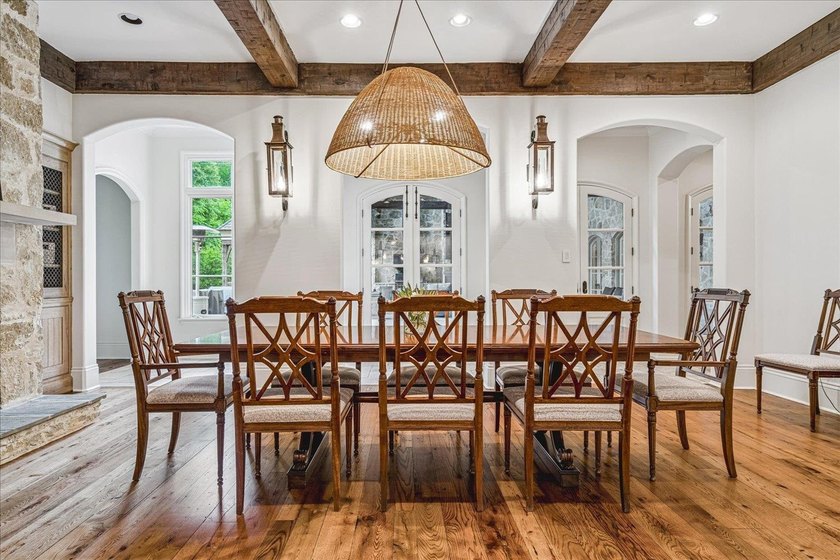 Once-in-a-generation Germantown estate behind a private gated - photo 10