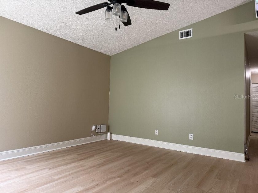 Beautiful 3 bedroom 2 bath duplex in Winter Park in the Winter - photo 11