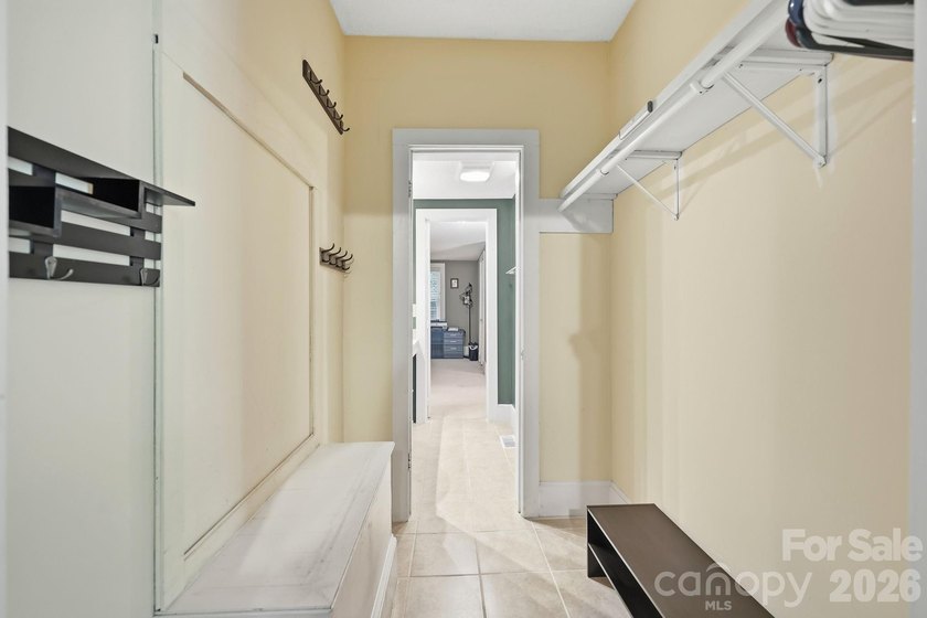 Enjoy lake living &amp; timeless character in The Sanctuary at - photo 15