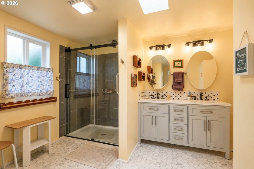 Charming Home in Puerto Vista Mobile Estates is waiting for you - photo 21