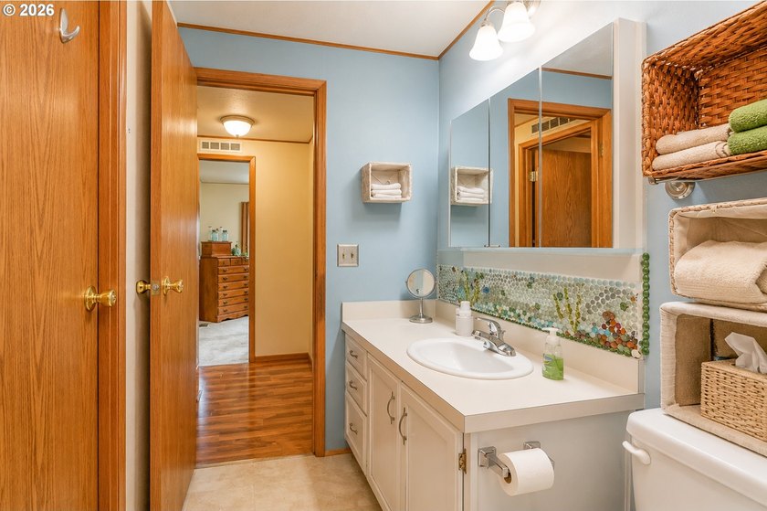 Charming Home in Puerto Vista Mobile Estates is waiting for you - photo 25