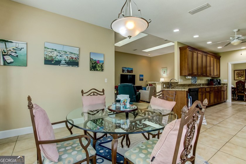You will love this beautiful, low maintenance home in The - photo 20