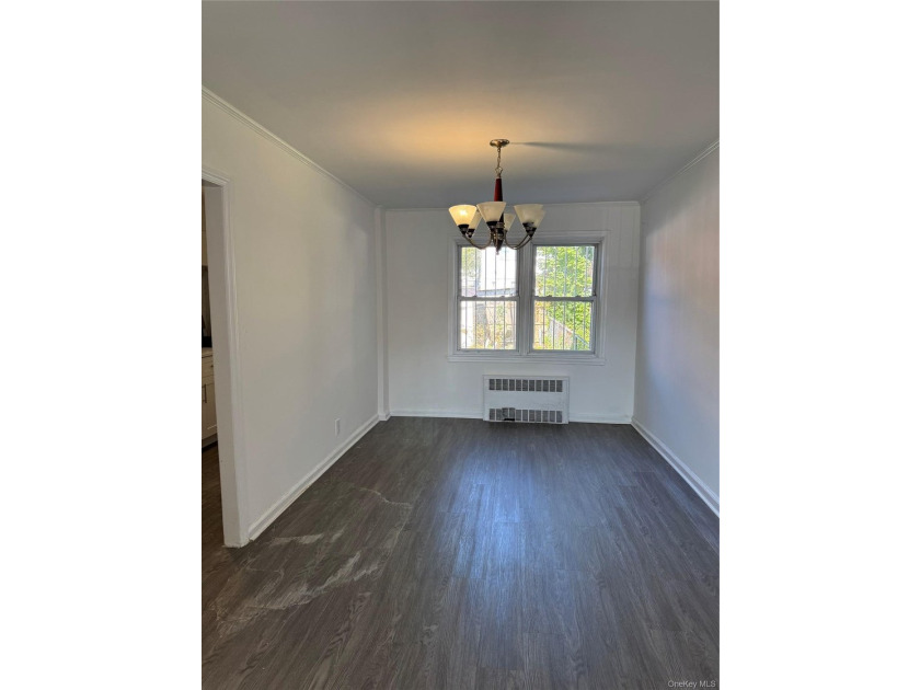 House for sale. Fully finished basement with separate entrance - photo 3