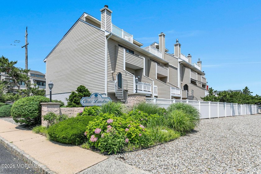 Experience the ultimate Jersey Shore lifestyle in Chris' Landing - photo 3