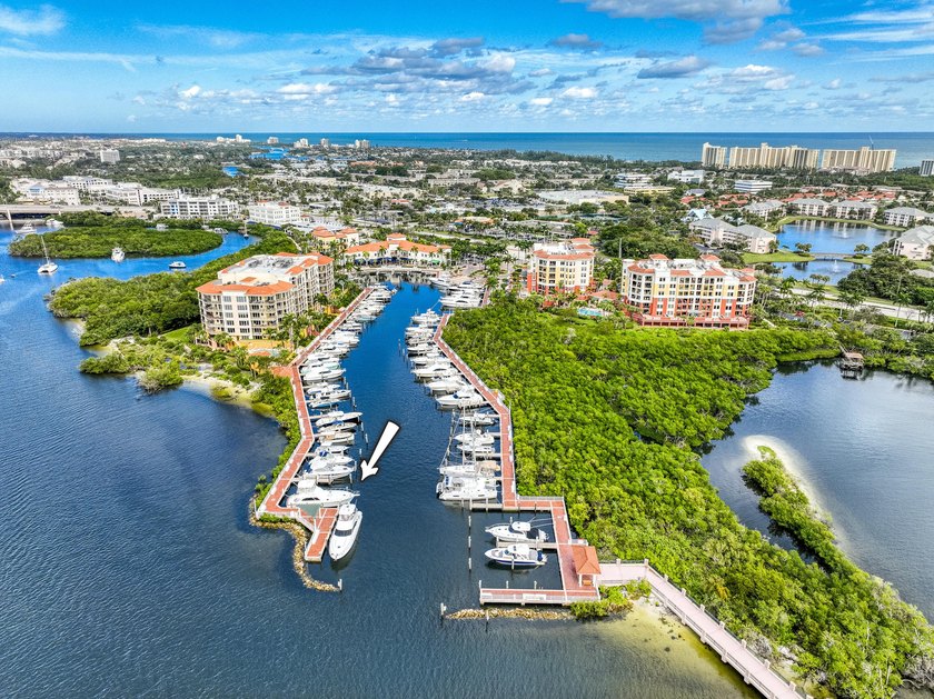 Slip 3 at the Jupiter Yacht Club Marina is a prime opportunity - photo 2