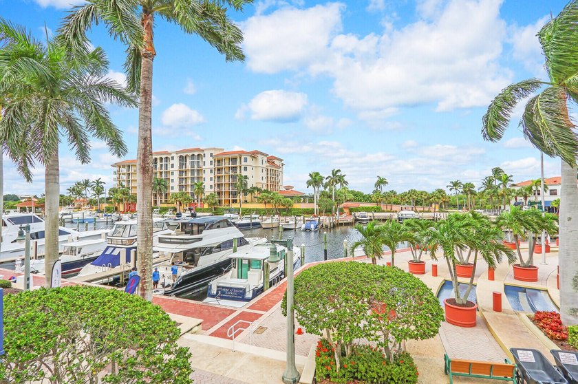 Slip 3 at the Jupiter Yacht Club Marina is a prime opportunity - photo 7