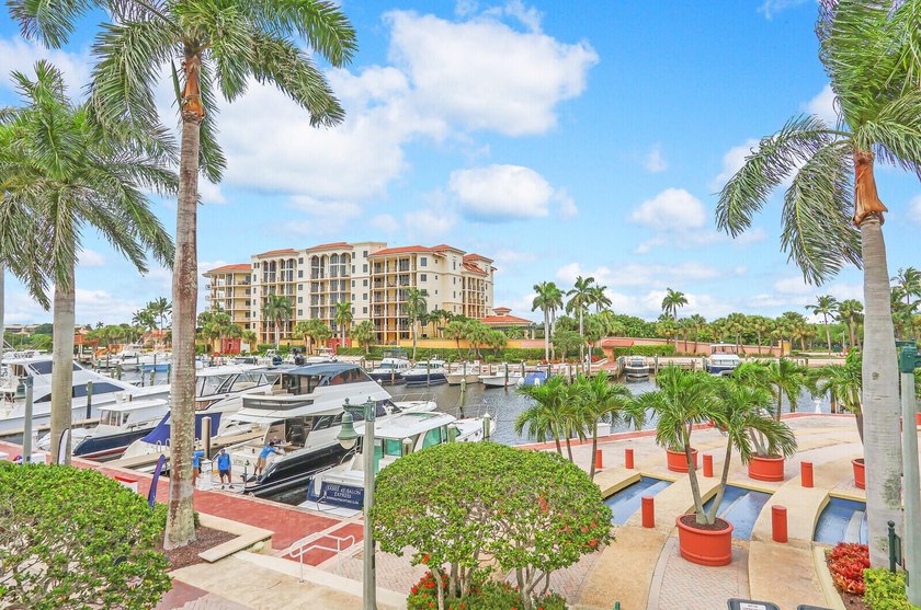 Slip 3 at the Jupiter Yacht Club Marina is a prime opportunity - photo 8