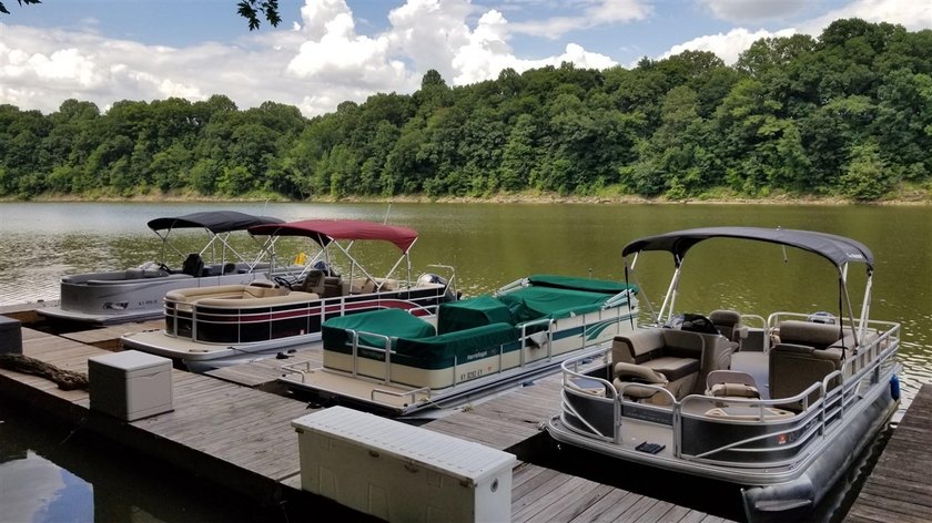 Beautifully maintained subdivision on Barren River Lake! There - photo 2