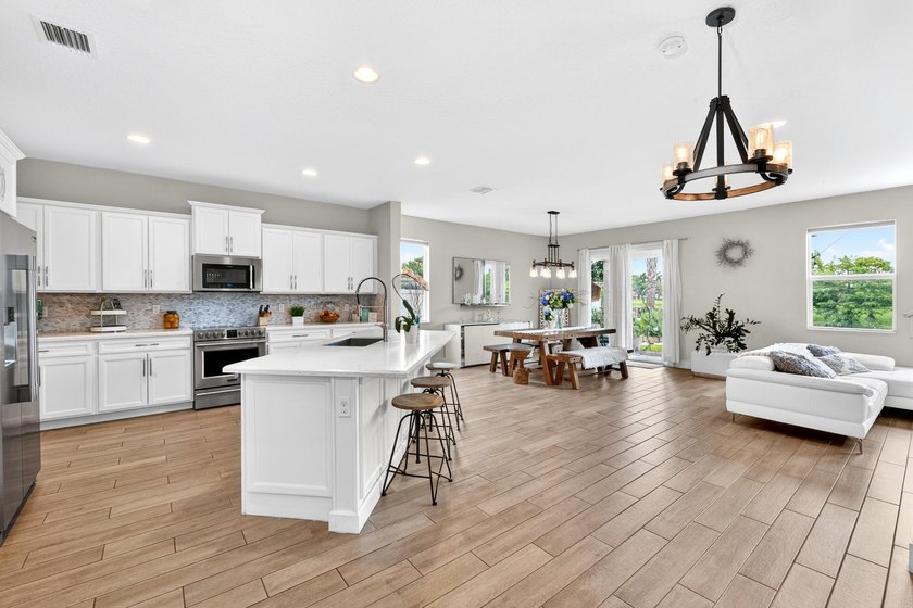 YOU CAN RENT OUT THE PROPERTY IMMEDIATELY! Welcome home to your - photo 2