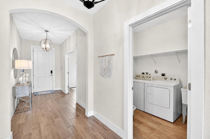 YOU CAN RENT OUT THE PROPERTY IMMEDIATELY! Welcome home to your - photo 6