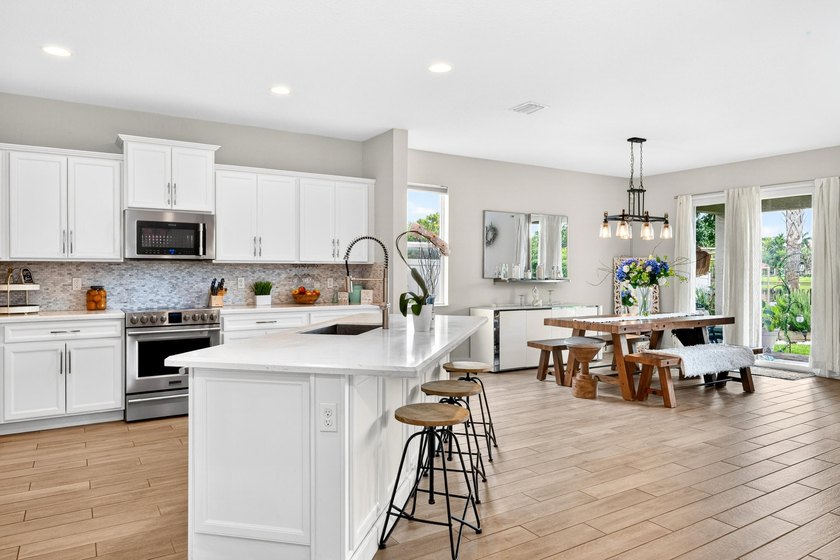 YOU CAN RENT OUT THE PROPERTY IMMEDIATELY! Welcome home to your - photo 10