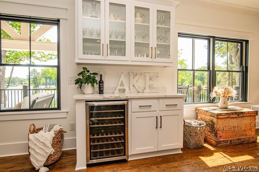 Luxury Lakefront Custom Home with dual living spaces Beautiful - photo 28