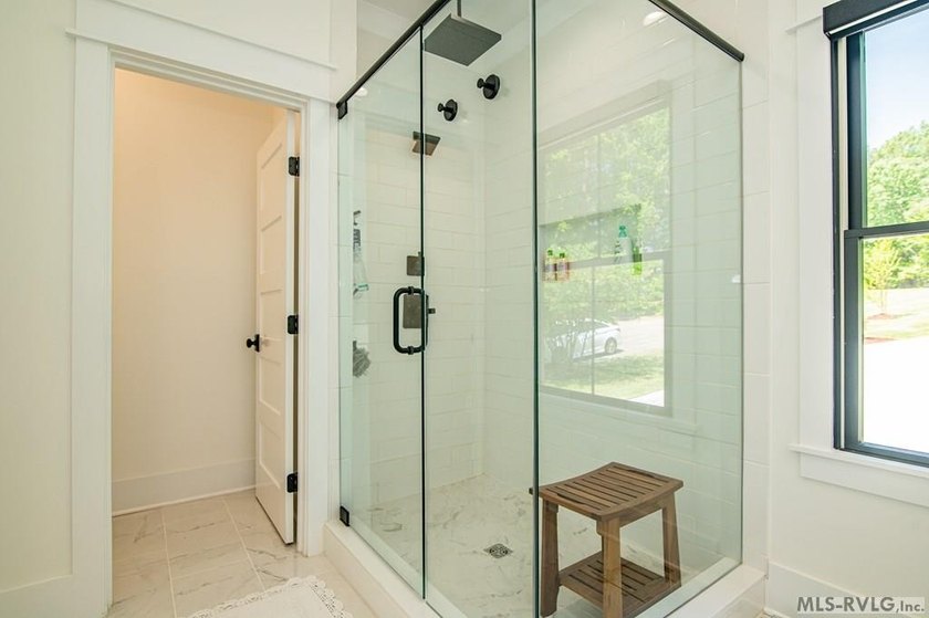 Luxury Lakefront Custom Home with dual living spaces Beautiful - photo 41