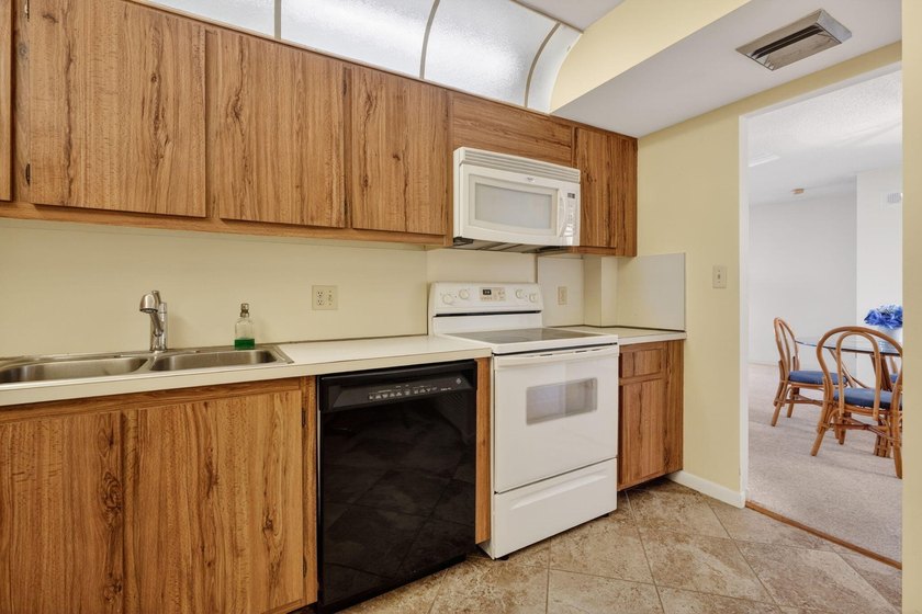 Turn this condo into your own coastal haven. This 2 bedroom / 2 - photo 17